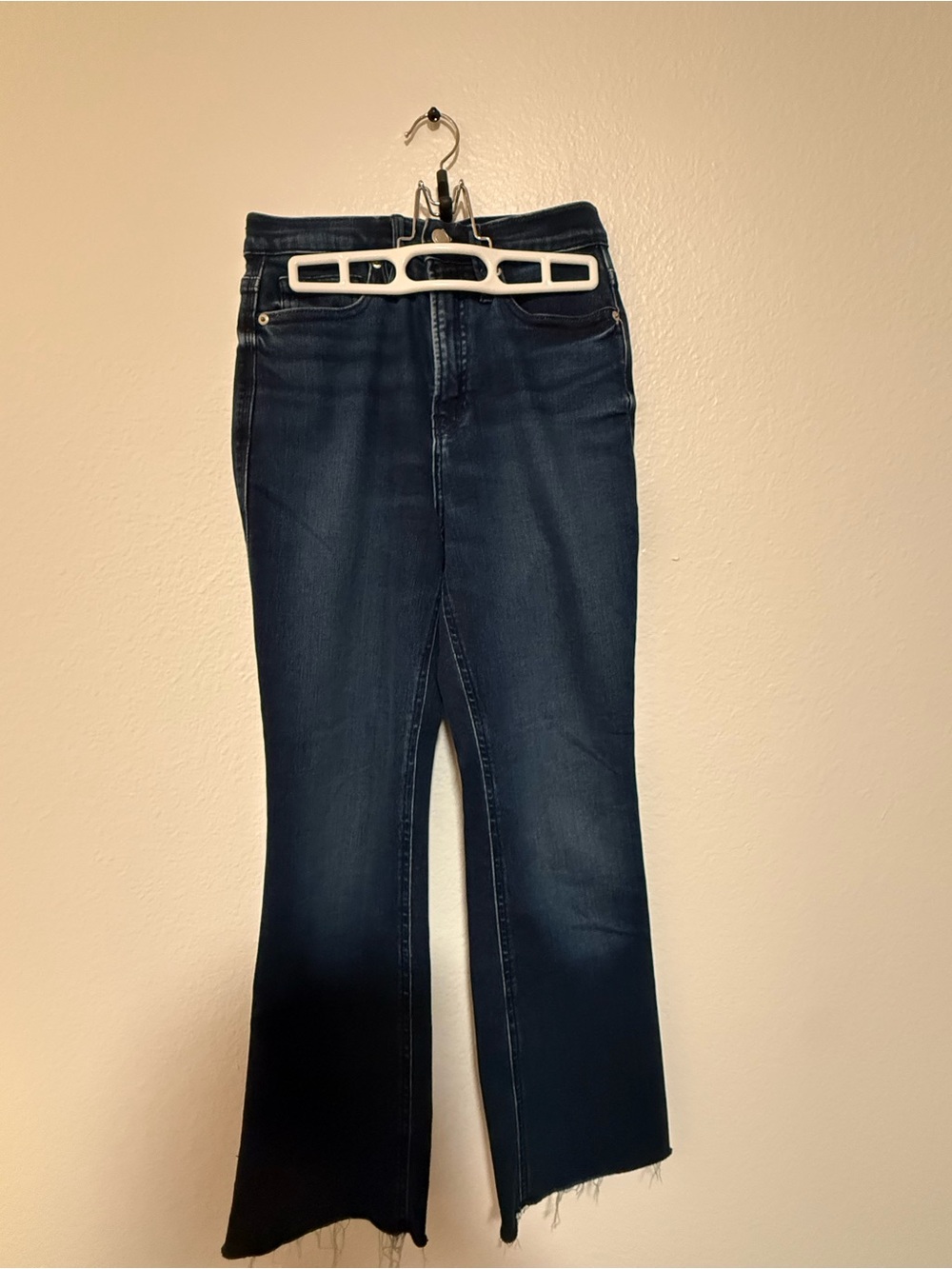 Good American Kick Flare Jeans - Dark Blue Denim